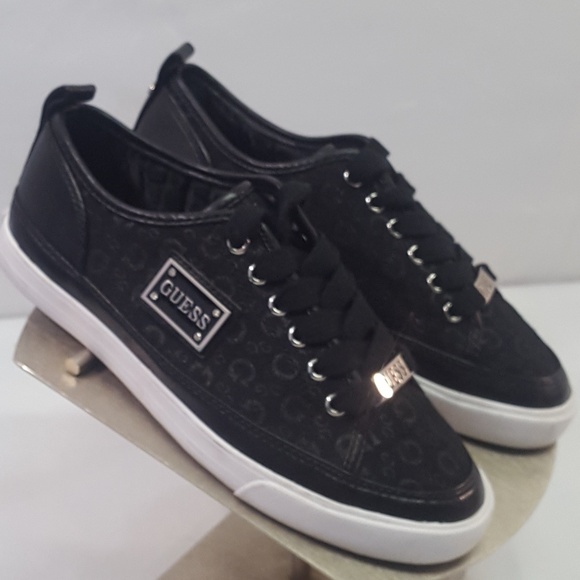 Womens Guess Sneakers (size 6.5) NICE! - Picture 7 of 7